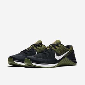 Brand New Women’s Nike Metcon Size 6